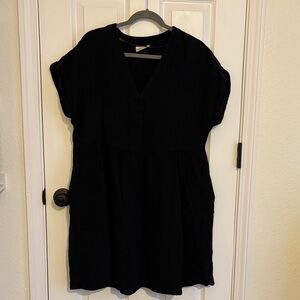Black V-Neck linen dress